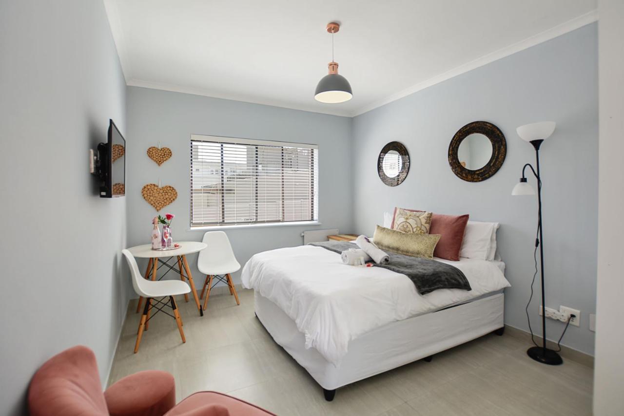 Sea Breeze Apartments Bloubergstrand Exteriér fotografie